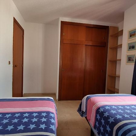 Atico Con Terraza Y 2 Habitaciones En Casco Antiguo Benidorm Buitenkant foto
