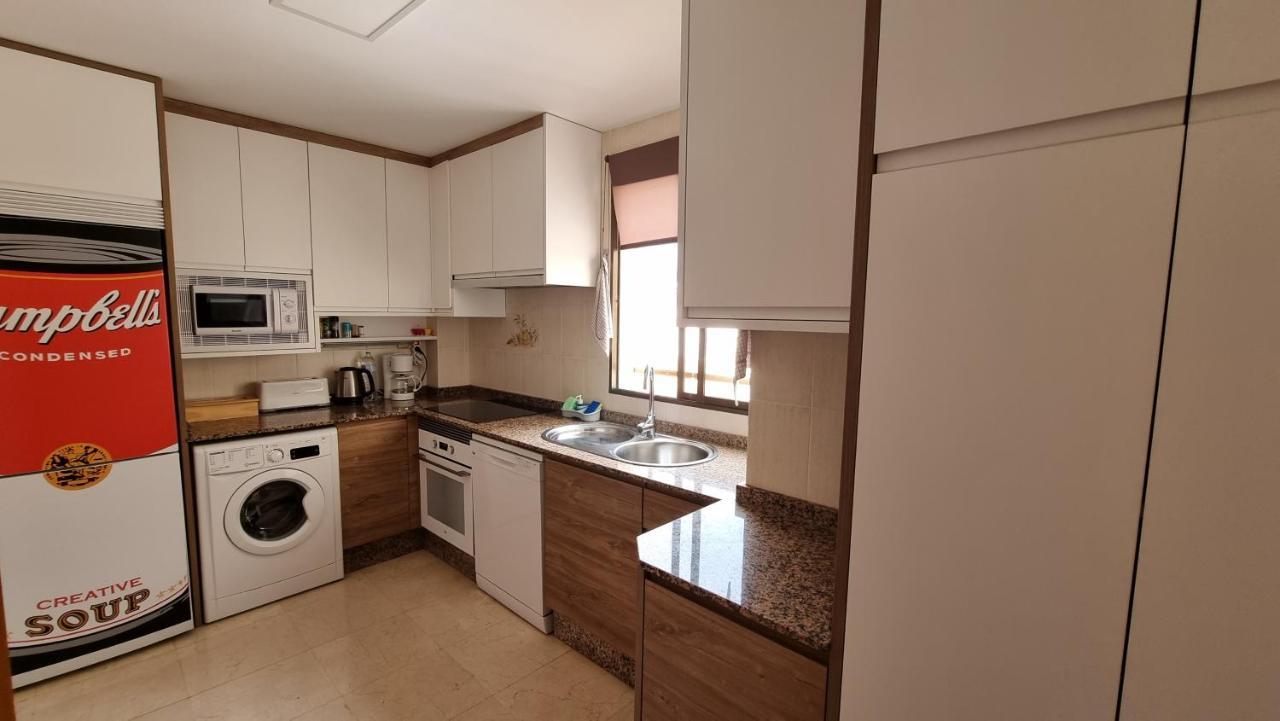 Atico Con Terraza Y 2 Habitaciones En Casco Antiguo Benidorm Buitenkant foto