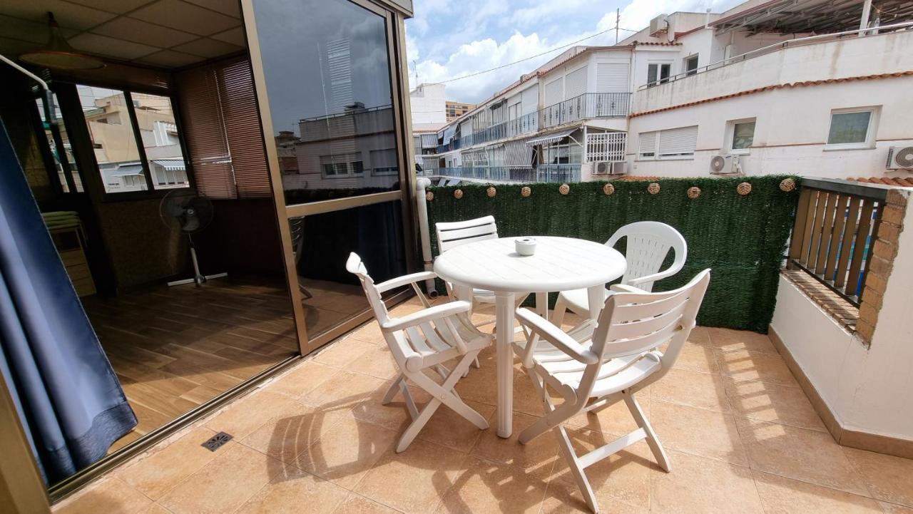Atico Con Terraza Y 2 Habitaciones En Casco Antiguo Benidorm Buitenkant foto